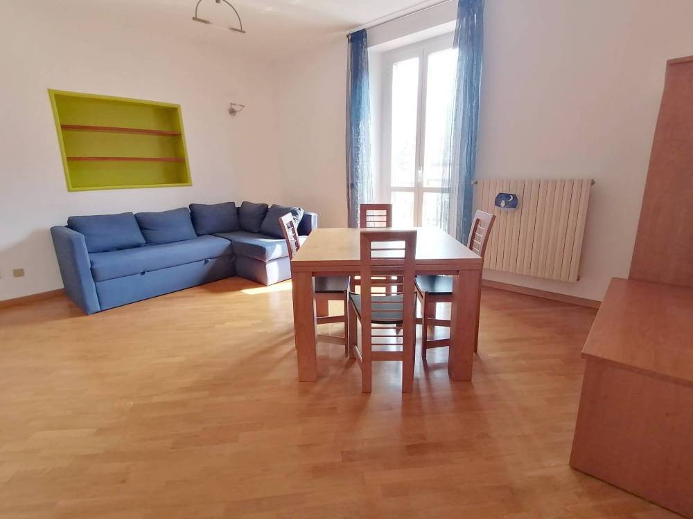 appartamento in vendita a Lecco in zona Lecco Centro
