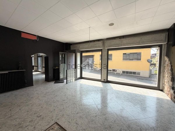 ufficio in vendita a Lecco in zona Viale Turati