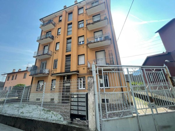 appartamento in vendita a Lecco in zona Chiuso