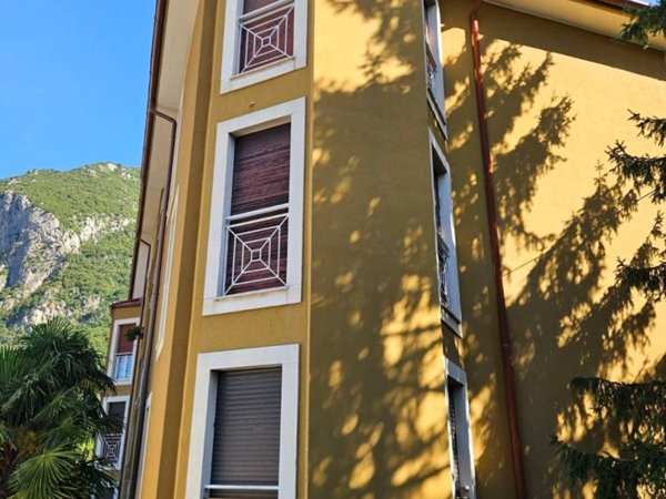 appartamento in vendita a Lecco in zona Castello