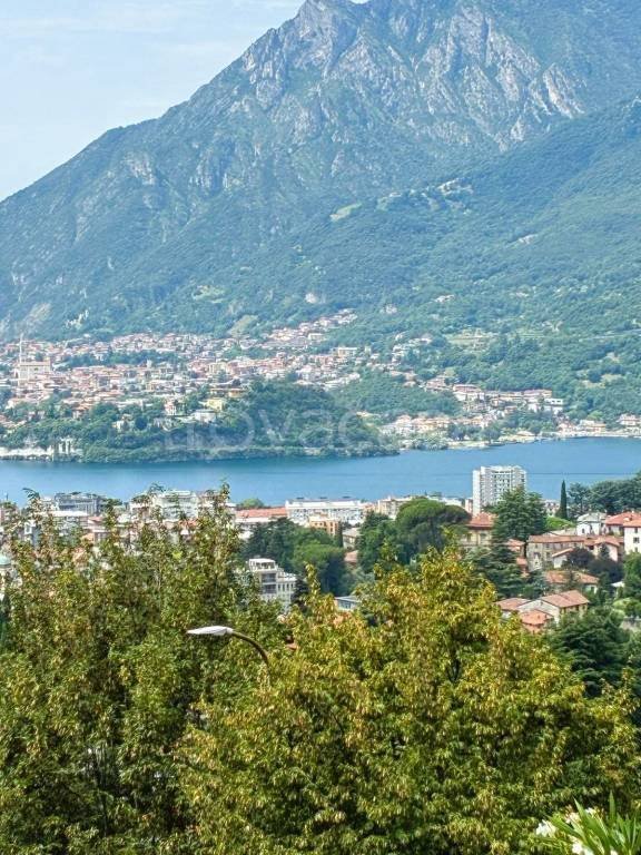 appartamento in vendita a Lecco in zona Bonacina