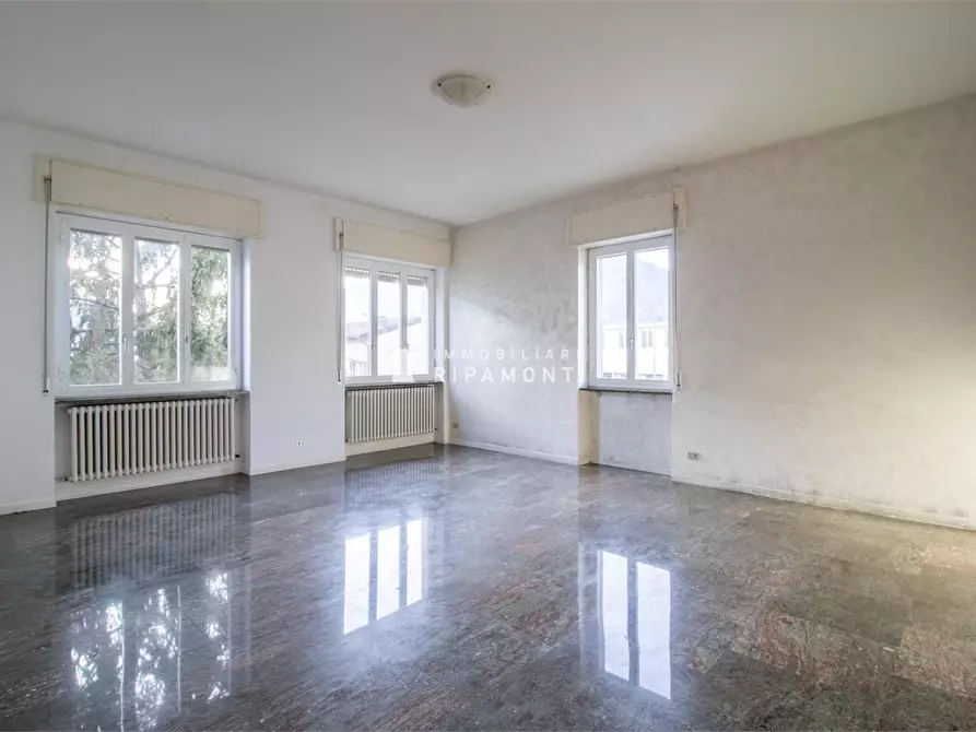 appartamento in vendita a Lecco in zona Corso Promessi Sposi