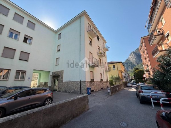 appartamento in vendita a Lecco in zona Viale Turati