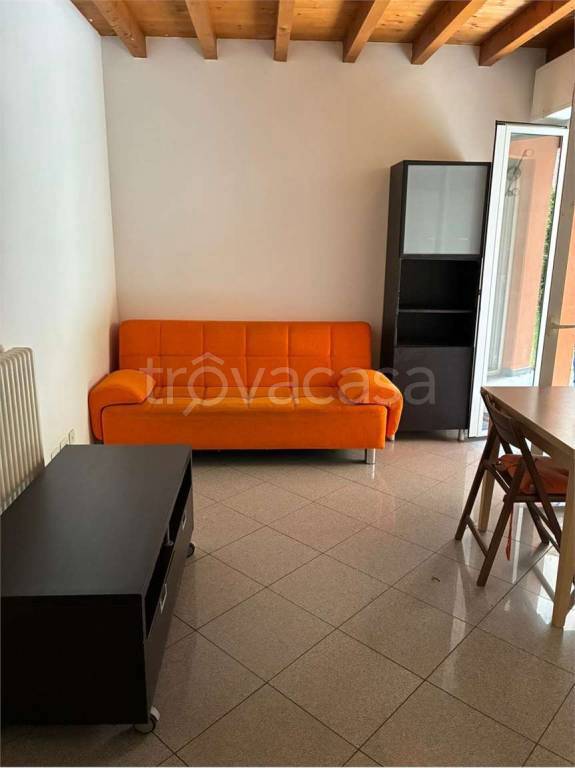 appartamento in vendita a Lecco in zona Bonacina