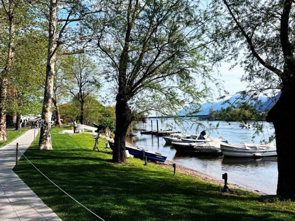 casa indipendente in vendita a Lecco in zona Pescarenico
