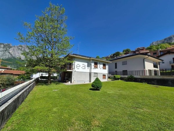casa indipendente in vendita a Lecco in zona Germanedo