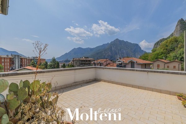 appartamento in vendita a Lecco in zona Viale Turati