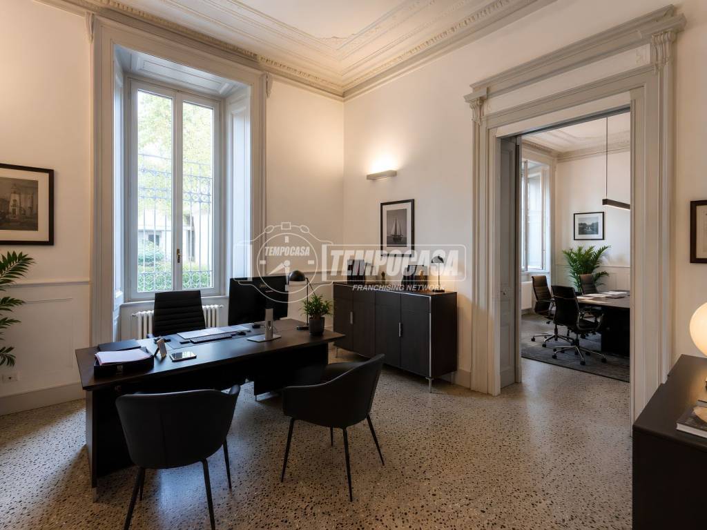 appartamento in vendita a Lecco in zona Lecco Centro