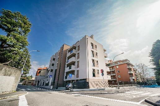 appartamento in vendita a Lecco in zona Castello