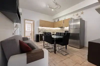 casa indipendente in vendita a Lecco in zona Castello