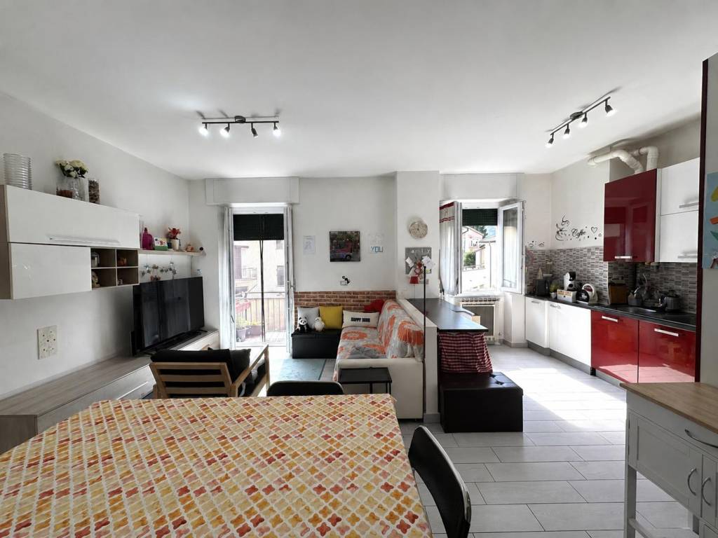 appartamento in vendita a Lecco in zona San Giovanni