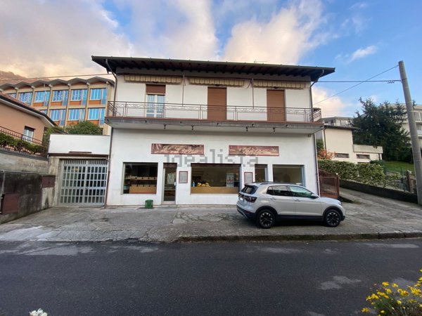 appartamento in vendita a Lecco in zona Chiuso