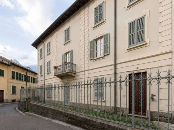 appartamento in vendita a Lecco in zona Germanedo