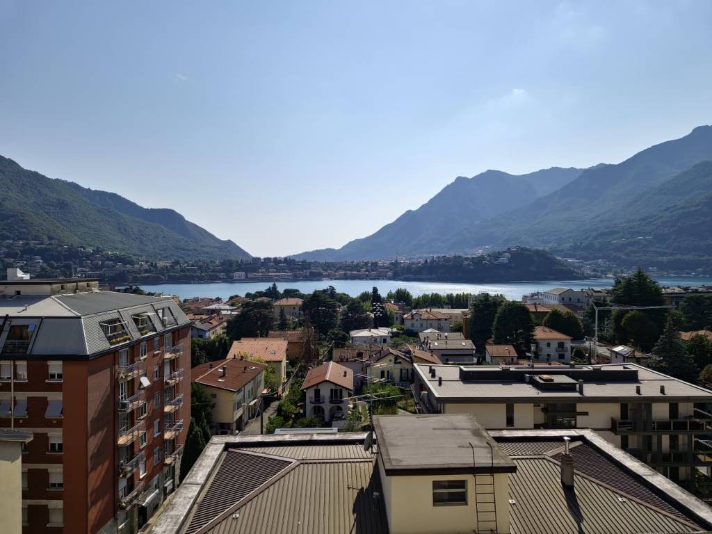 appartamento in vendita a Lecco in zona Viale Turati