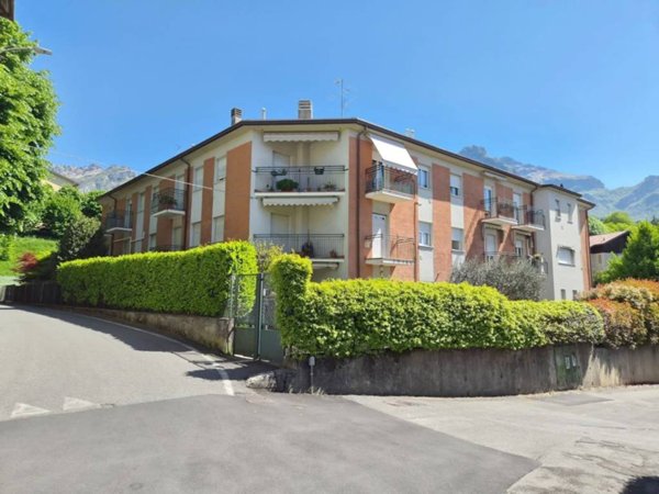appartamento in vendita a Lecco in zona San Giovanni