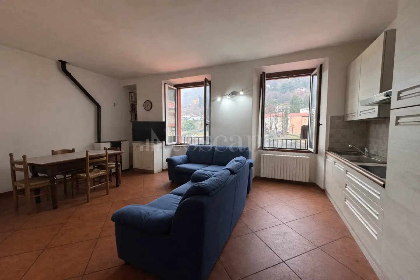 appartamento in vendita a Lecco in zona Rancio