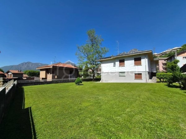 casa indipendente in vendita a Lecco in zona Germanedo