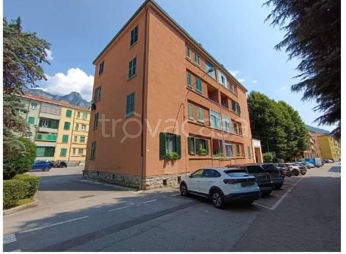 appartamento in vendita a Lecco in zona Germanedo