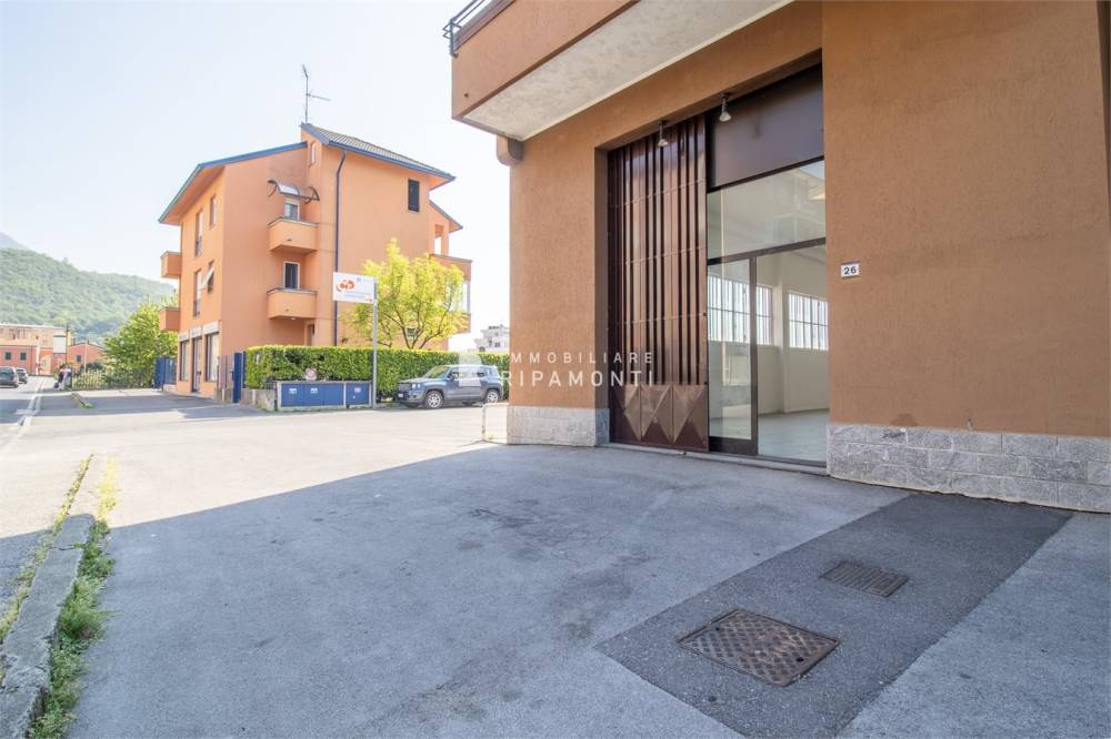 negozio in vendita a Lecco
