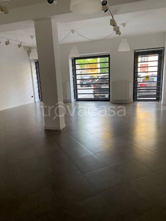 appartamento in vendita a Lecco in zona Castello