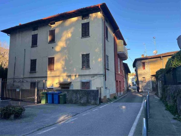 casa indipendente in vendita a Lecco in zona Maggianico