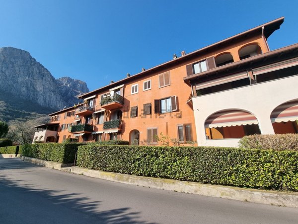 appartamento in vendita a Lecco in zona Bonacina