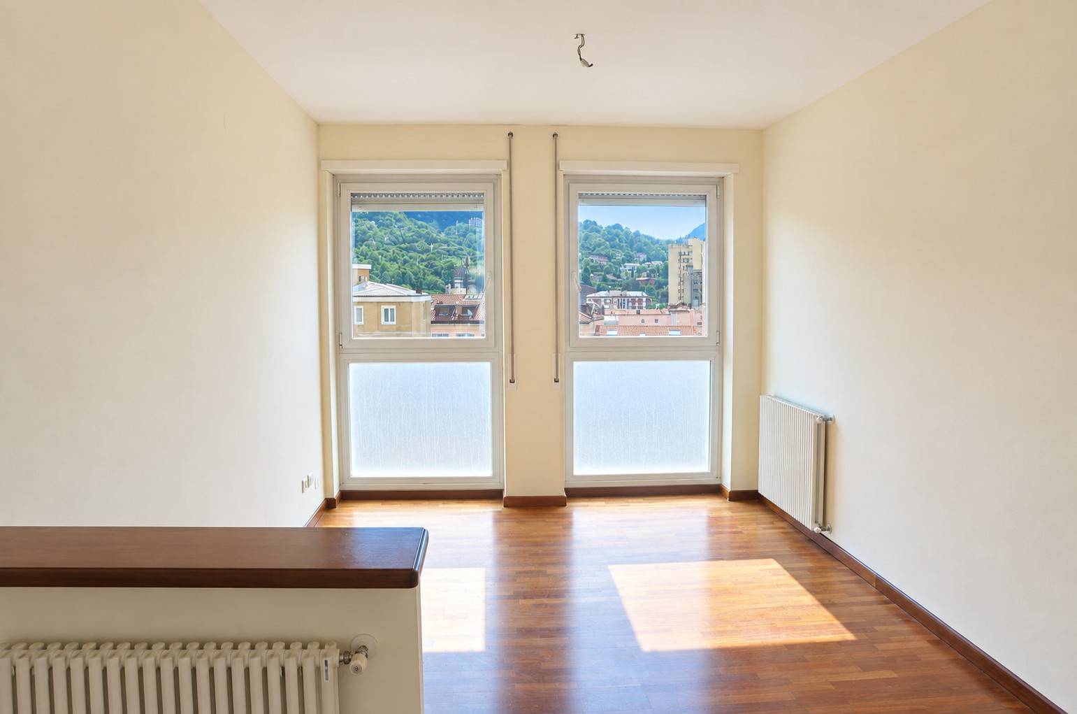 appartamento in vendita a Lecco in zona Lecco Centro