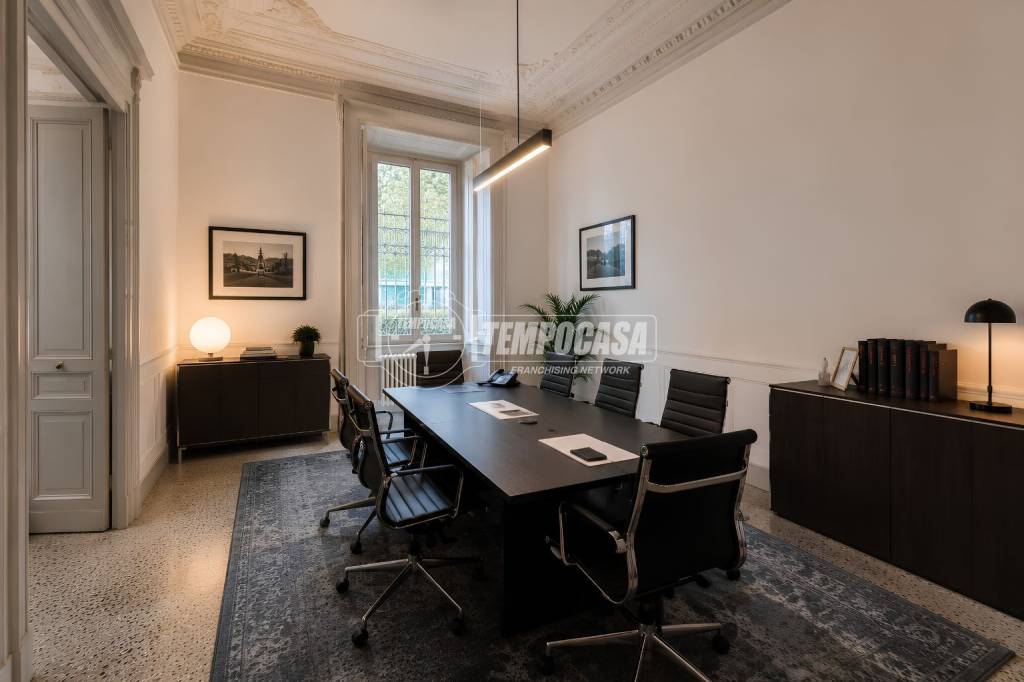 appartamento in vendita a Lecco in zona Lecco Centro