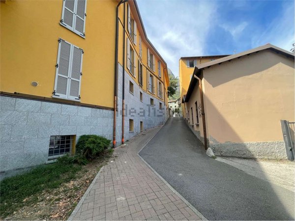 ufficio in vendita a Lecco in zona Rancio