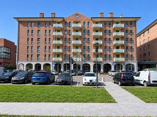 appartamento in vendita a Lecco in zona Acquate