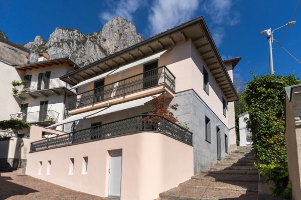 casa indipendente in vendita a Lecco in zona Rancio