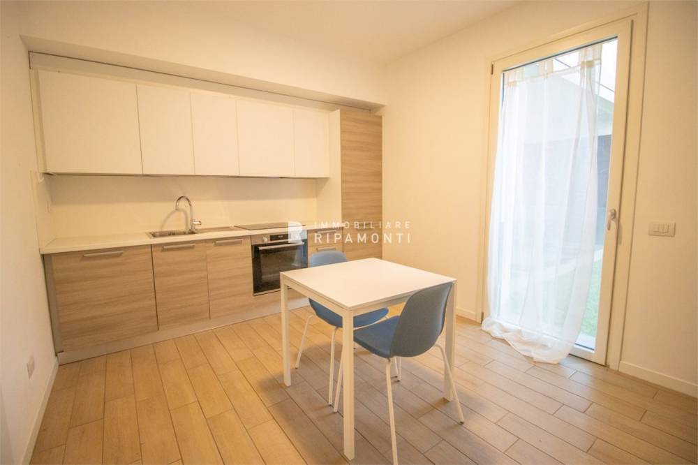 appartamento in vendita a Lecco in zona Castello