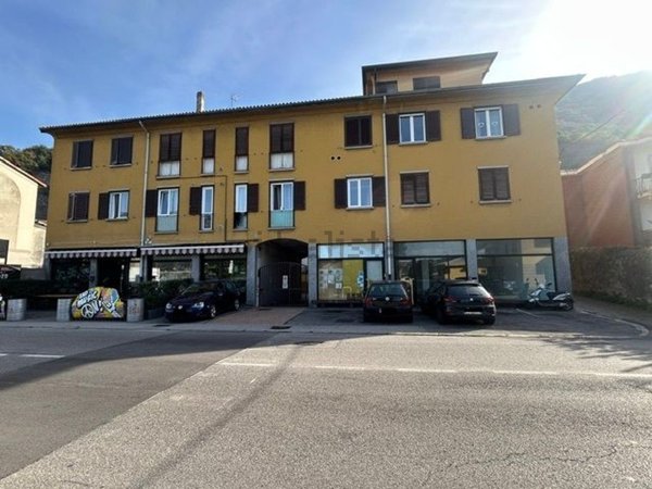 appartamento in vendita a Lecco in zona Chiuso