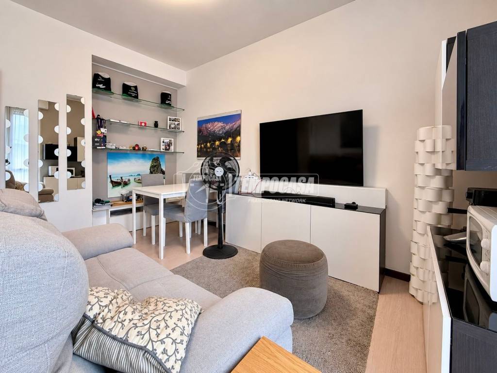 appartamento in vendita a Lecco in zona Viale Turati