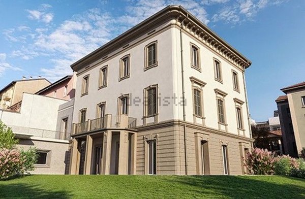 appartamento in vendita a Lecco in zona Corso Martiri