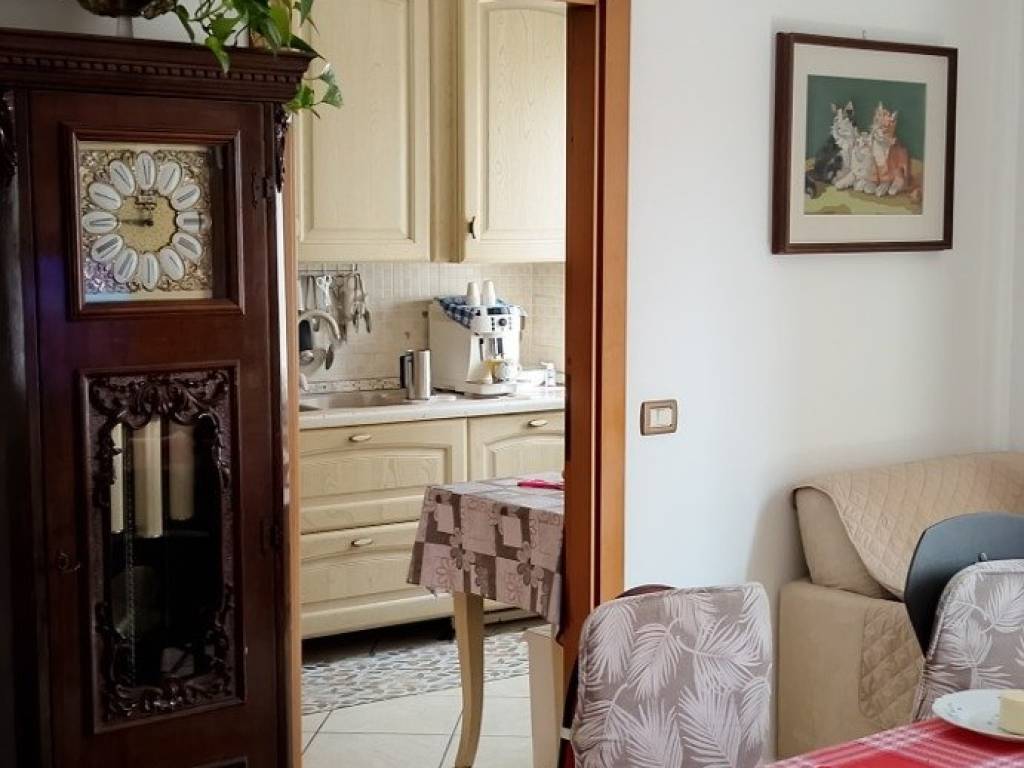 appartamento in vendita a Lecco in zona Caleotto
