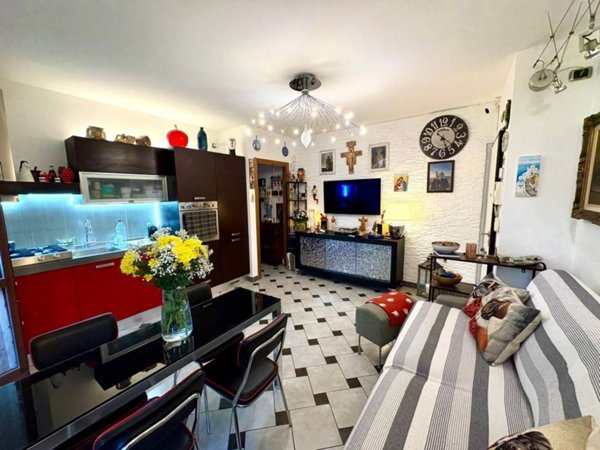 appartamento in vendita a Lecco in zona Caleotto