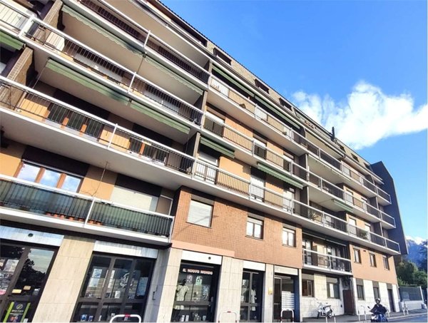 appartamento in vendita a Lecco in zona Castello
