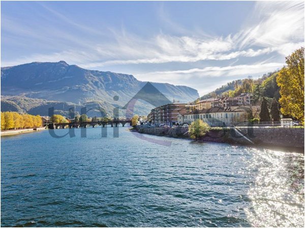 appartamento in vendita a Lecco in zona Lecco Centro