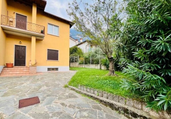 appartamento in vendita a Lecco in zona Maggianico