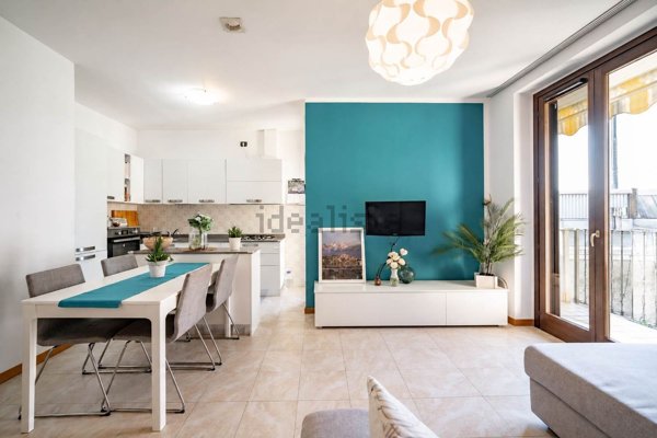 appartamento in vendita a Lecco in zona Belledo