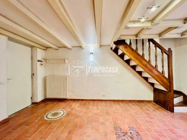 appartamento in vendita a Lecco in zona Germanedo