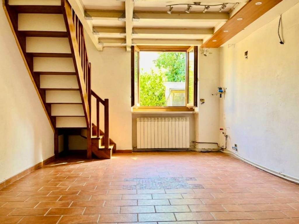 appartamento in vendita a Lecco in zona Germanedo