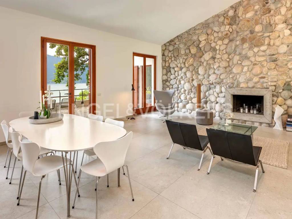 casa indipendente in vendita a Lierna
