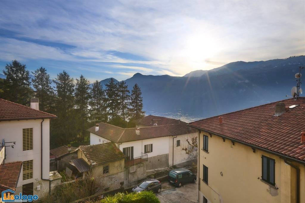 appartamento in vendita a Lierna