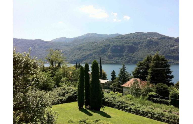 appartamento in vendita a Lierna in zona Castello