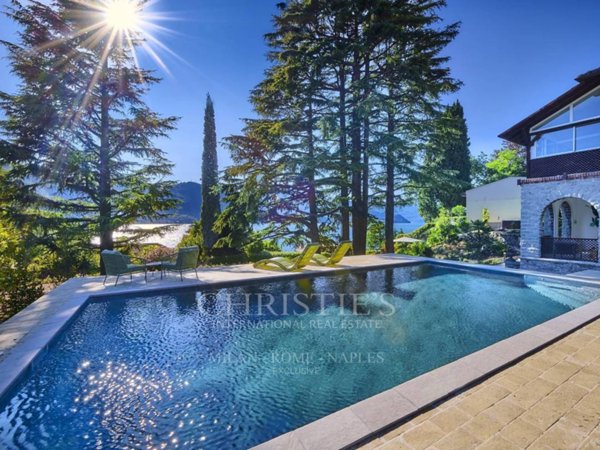 casa indipendente in vendita a Lierna