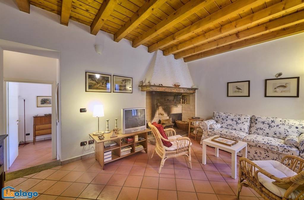 appartamento in vendita a Lierna