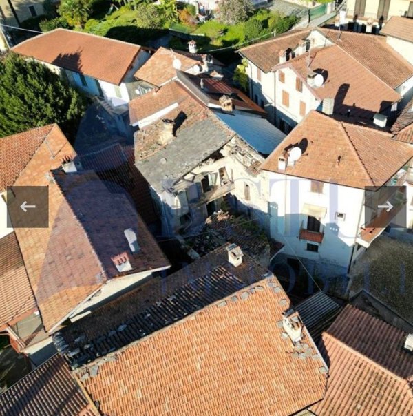 casa indipendente in vendita a Lierna