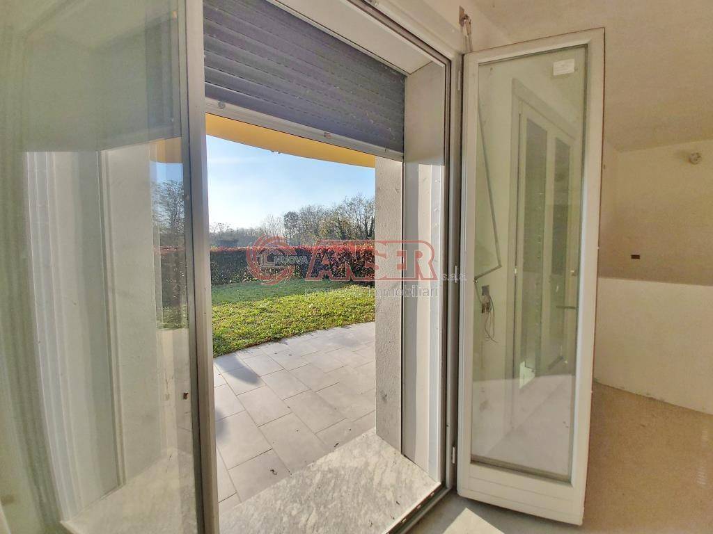 appartamento in vendita a Lomagna